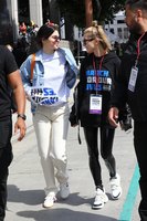 Kendall Jenner Sweatshirt #3192137