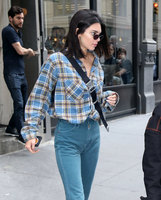 Kendall Jenner Sweatshirt #3259955