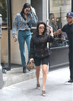 Kendall Jenner Sweatshirt #3259961
