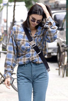 Kendall Jenner Longsleeve T-shirt #3260025
