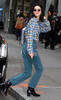 Kendall Jenner Longsleeve T-shirt #3260041