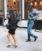 Kendall Jenner Longsleeve T-shirt #3260070