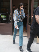 Kendall Jenner t-shirt #3260083