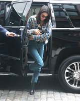 Kendall Jenner hoodie #3260118