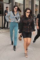 Kendall Jenner t-shirt #3260144