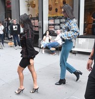 Kendall Jenner hoodie #3260177