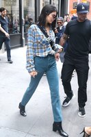 Kendall Jenner hoodie #3260192