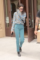 Kendall Jenner Longsleeve T-shirt #3260226