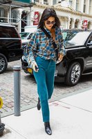 Kendall Jenner Longsleeve T-shirt #3260322