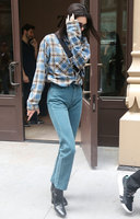 Kendall Jenner Longsleeve T-shirt #3260342