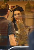 Kendall Jenner Sweatshirt #3260360