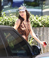 Kendall Jenner Sweatshirt #3309978