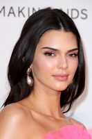 Kendall Jenner mug #G2448636