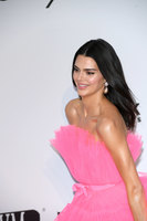 Kendall Jenner Sweatshirt #3847721