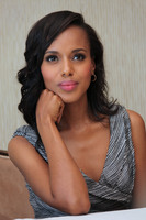 Kerry Washington Longsleeve T-shirt #2156402