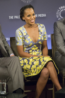 Kerry Washington Longsleeve T-shirt #2706271