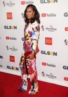Kerry Washington Longsleeve T-shirt #2820755
