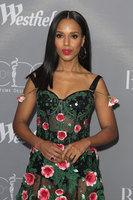 Kerry Washington Longsleeve T-shirt #3133351