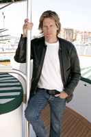 Kevin Bacon Longsleeve T-shirt #2338462