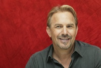 Kevin Costner t-shirt #2235347