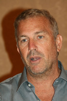 Kevin Costner longsleeve t-shirt #2285583