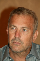 Kevin Costner longsleeve t-shirt #2285588