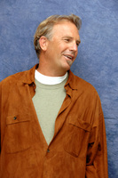 Kevin Costner longsleeve t-shirt #2291182