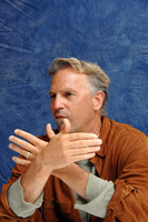 Kevin Costner Sweatshirt #2408475