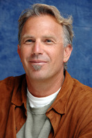 Kevin Costner Sweatshirt #2408476