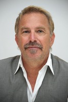 Kevin Costner Sweatshirt #2429304