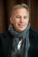 Kevin Costner t-shirt #2429313