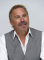 Kevin Costner longsleeve t-shirt #2458056