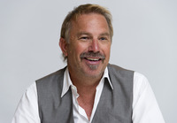 Kevin Costner longsleeve t-shirt #2458061