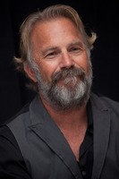 Kevin Costner Sweatshirt #2462109