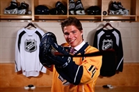 Kevin Fiala Longsleeve T-shirt #3570793