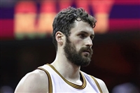 Kevin Love Longsleeve T-shirt #3421559
