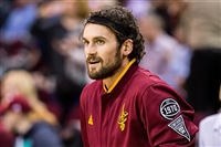 Kevin Love Longsleeve T-shirt #3421579