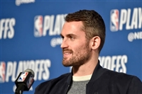 Kevin Love Longsleeve T-shirt #3421584