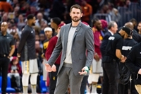 Kevin Love Sweatshirt #3421771