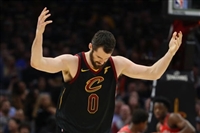 Kevin Love Sweatshirt #3421811