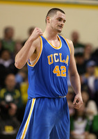 Kevin Love Sweatshirt #3960038