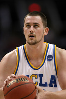 Kevin Love Sweatshirt #3960040