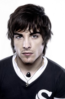 Kevin Zegers posters