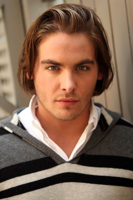 Kevin Zegers posters