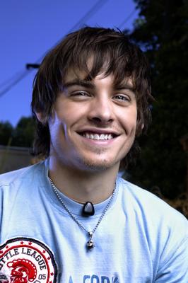 Kevin Zegers posters
