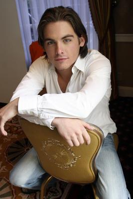 Kevin Zegers posters