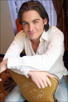 Kevin Zegers Sweatshirt #2229159
