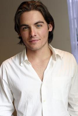 Kevin Zegers posters