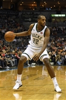 Khris Middleton Longsleeve T-shirt #3425839