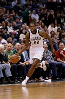 Khris Middleton Longsleeve T-shirt #3425987